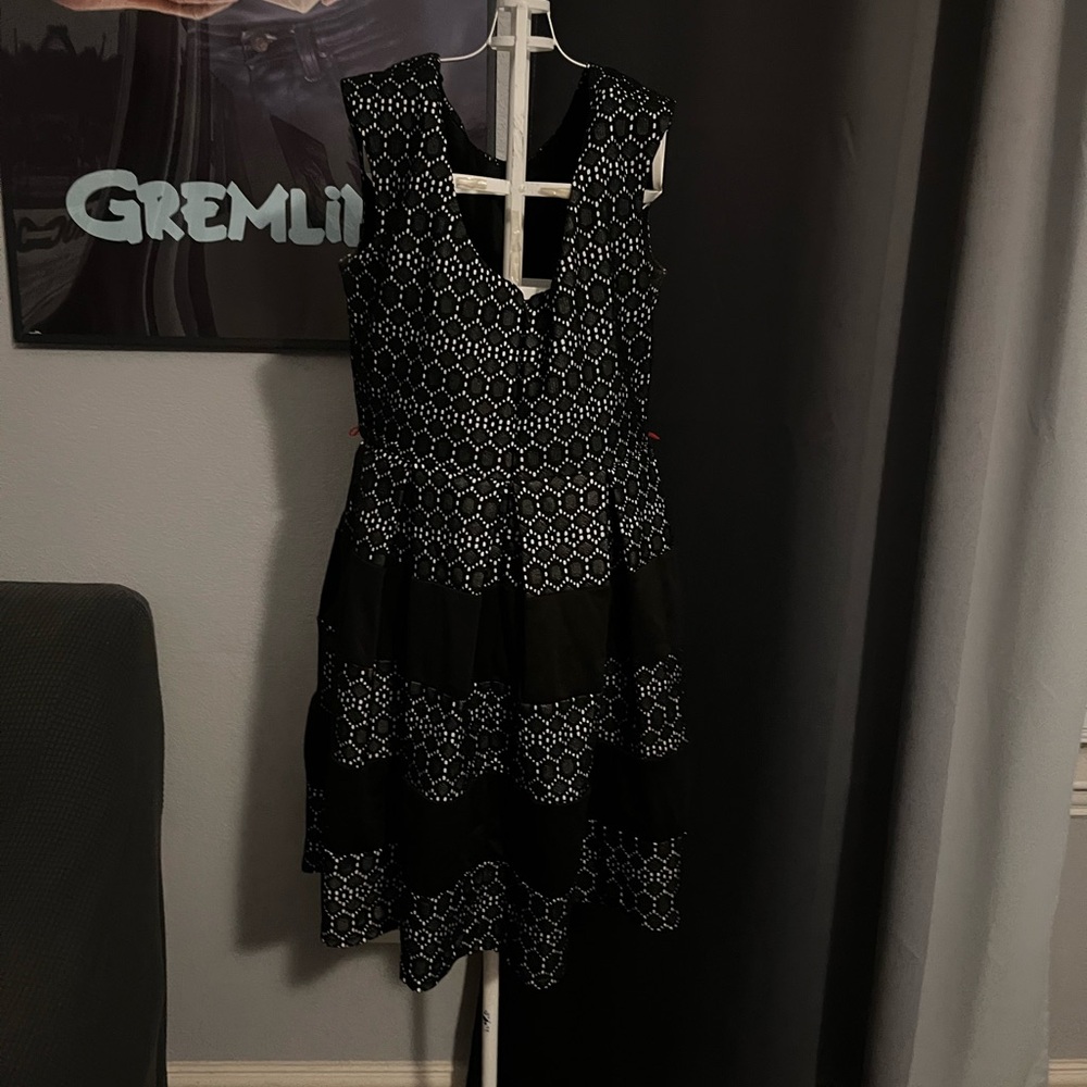 black and white dress for all occasions